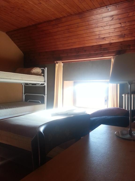 Auberge Au Bon Vivant Vesqueville Room photo